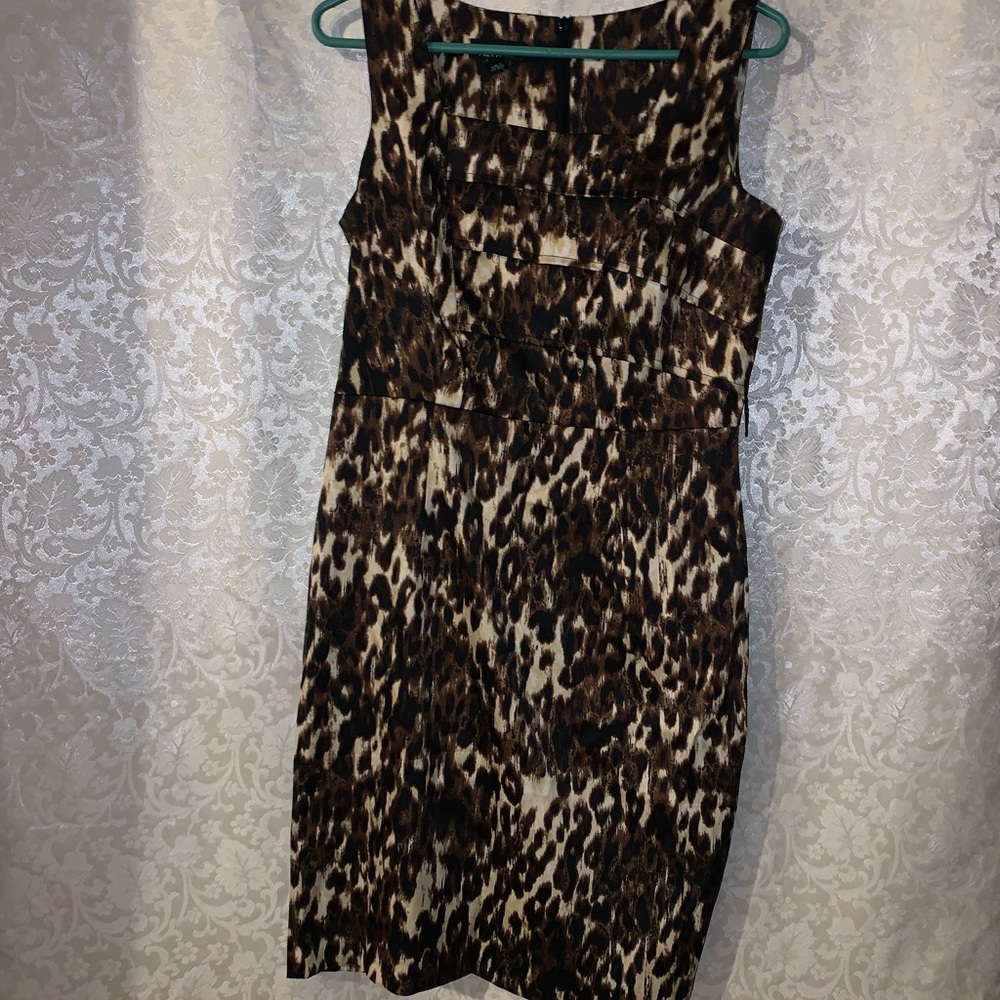 Dress - Picture 2 of 7